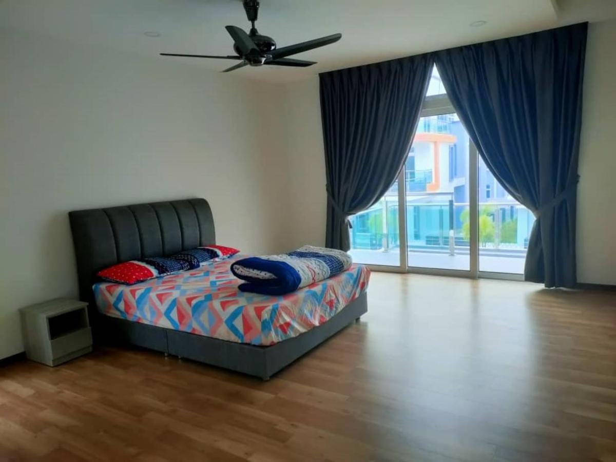 My Home Kayangan Villa Malacca C10 Bagian luar foto